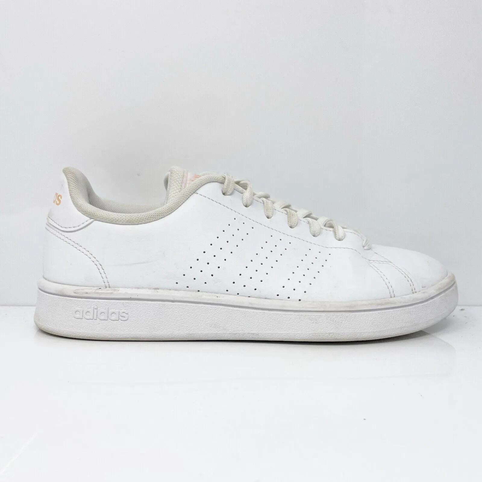 Adidas Womens Advantage Base EE7510 White Casual Shoes Sneakers Size 8.5