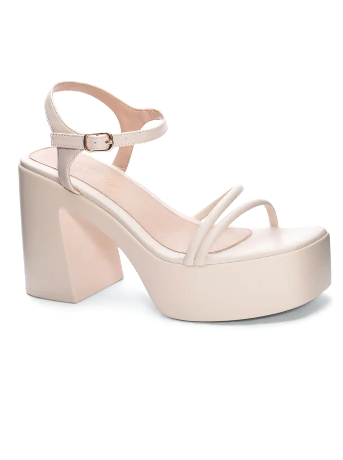 Avianna Sandal