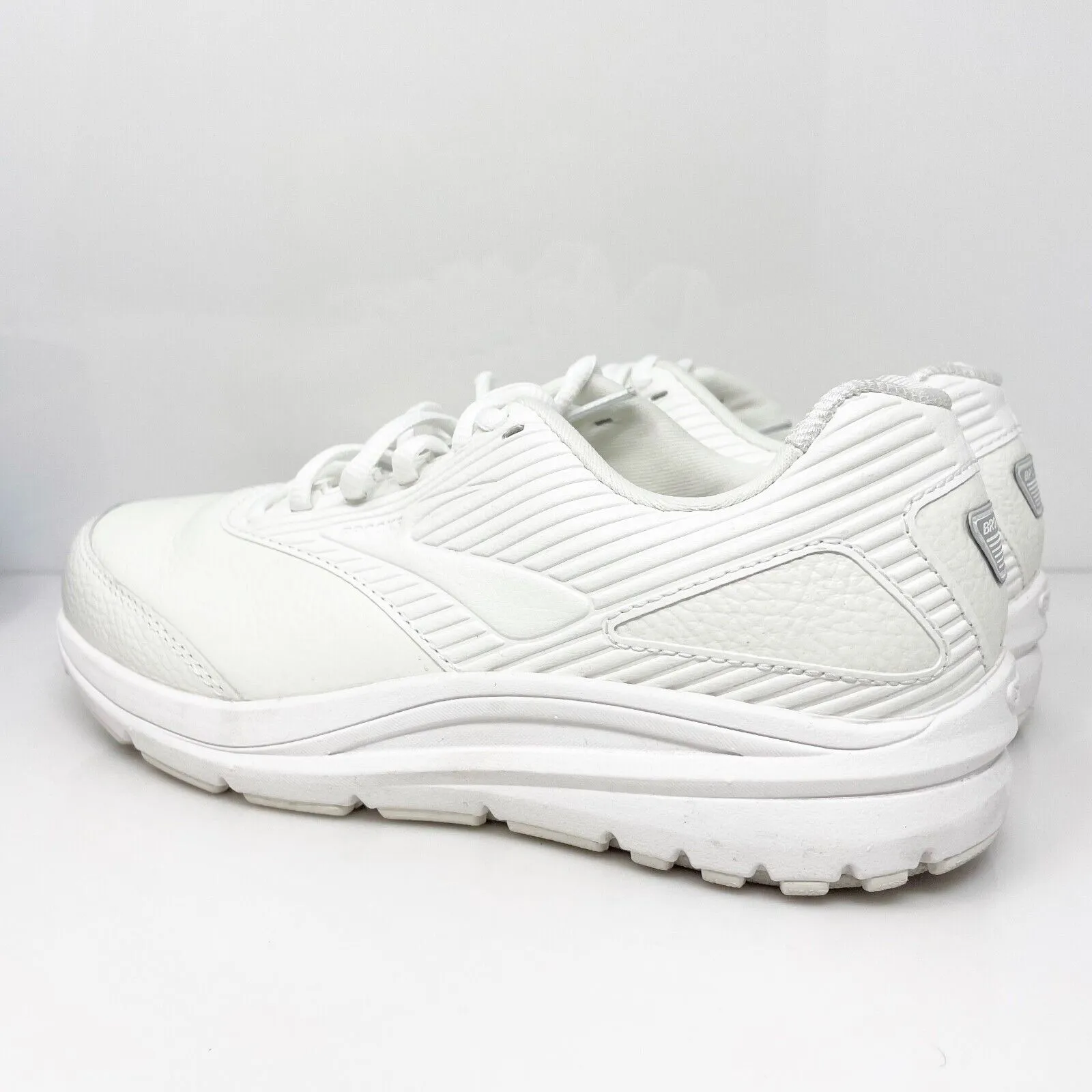 Brooks Womens Addiction Walker 2 1203071B142 White Casual Shoes Sneakers 7.5 B