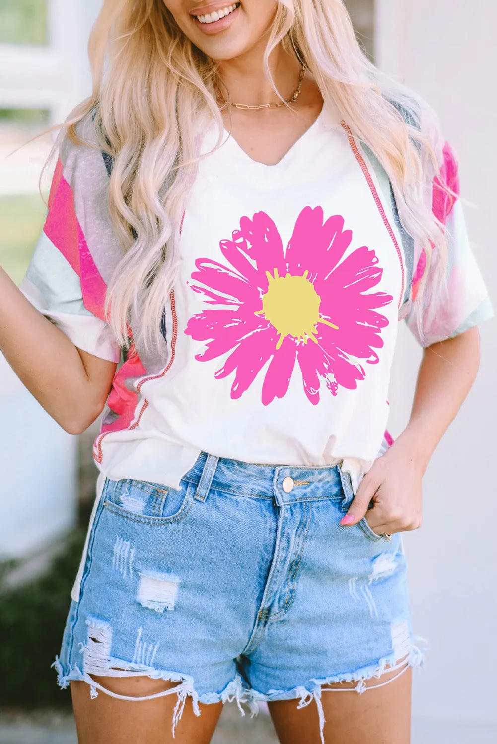 Daisy Days Tee