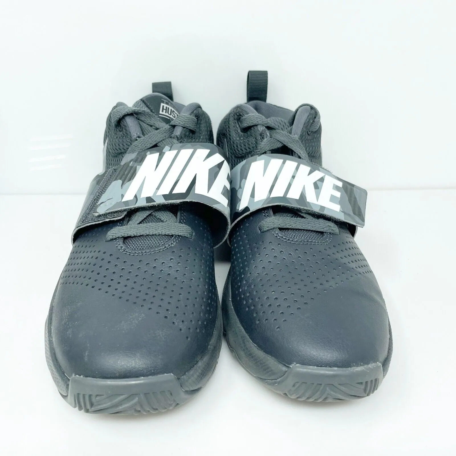 Nike Boys Team Hustle D8 BQ5103-002 Black Basketball Shoes Sneakers Size 6Y