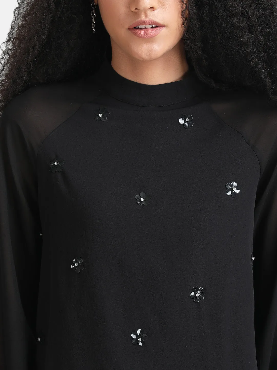 Raglan Sleeves Top With Embellishment