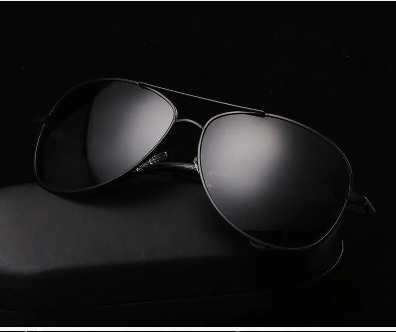 Retro Classic Men's Metal Frame UV400 Polarized Sunglasses