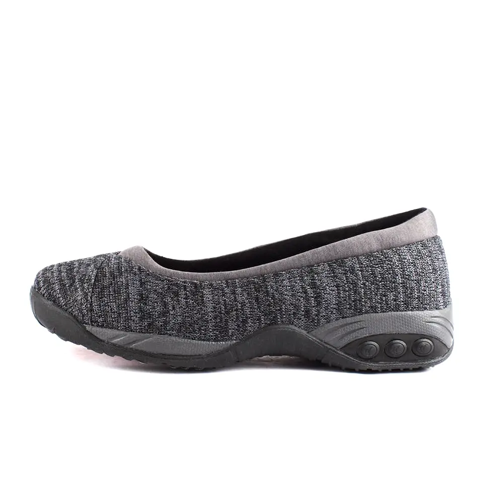 Riley Women's Ballet Flat Shoe